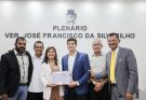 João Campos recebe título de cidadão de Araçoiaba